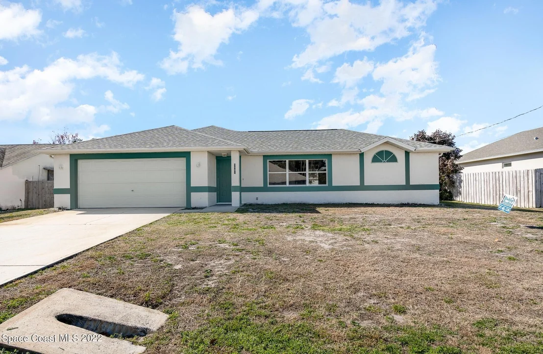 Photo of 5930 Deer Lane