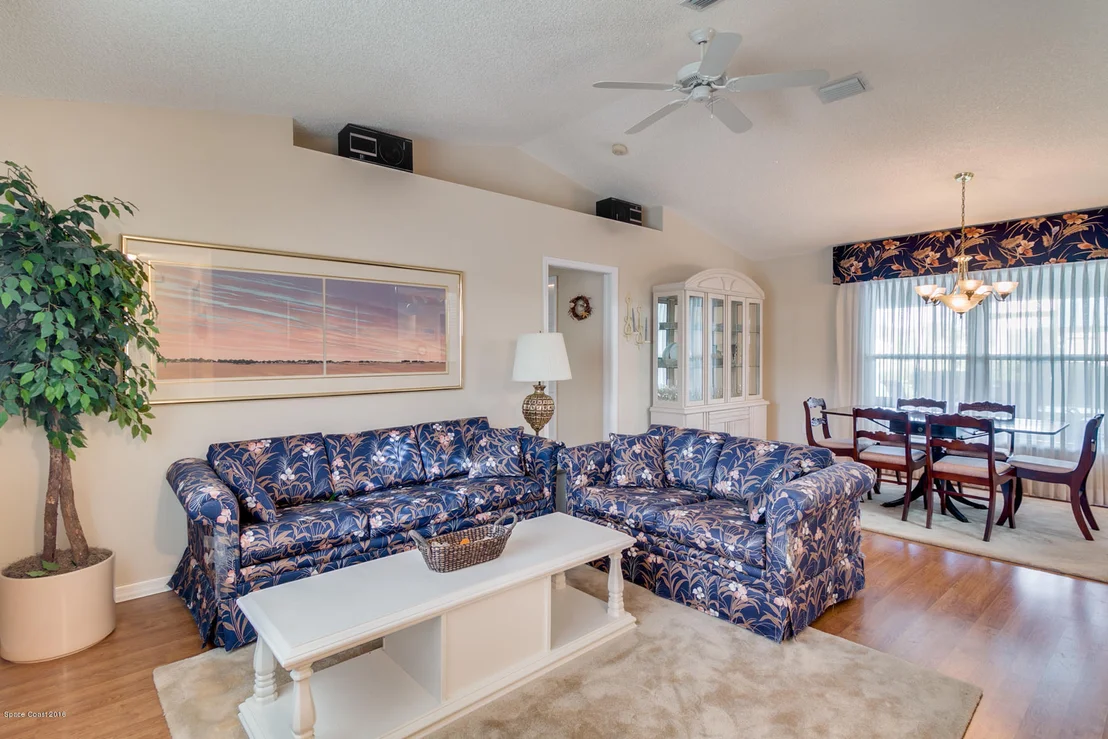 Photo of 3301 Lake View Circle