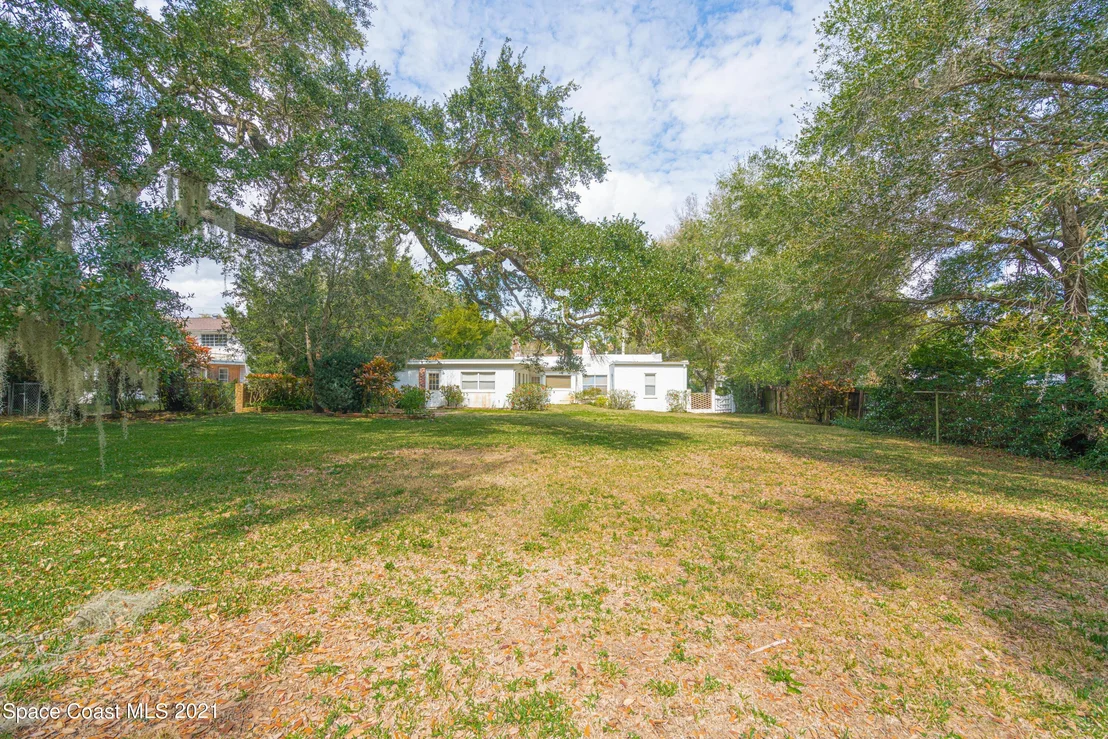Photo of 27 Sweet Street