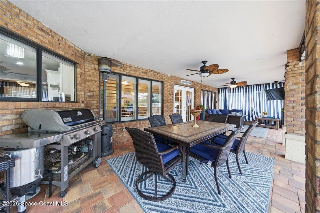 Photo of 560 Sawgrass Circle
