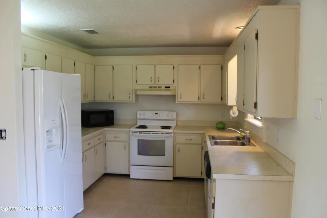 Photo of 125 Ocean Breeze Circle