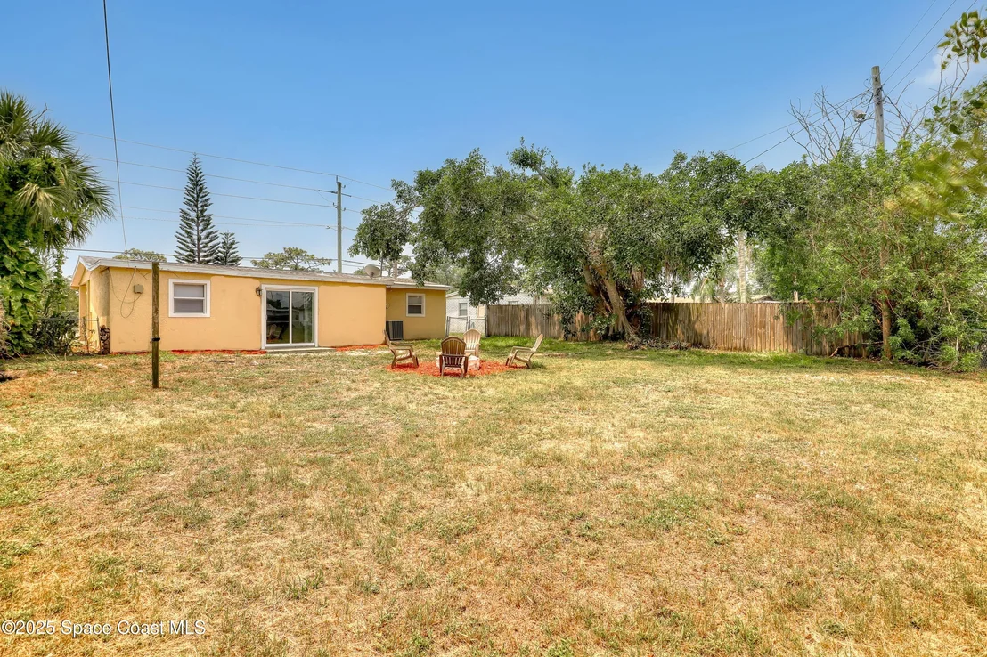 Photo of 2152 Post Road