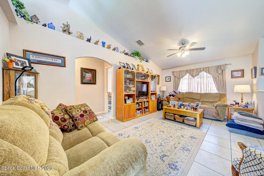 Photo of 6535 Banyan Street