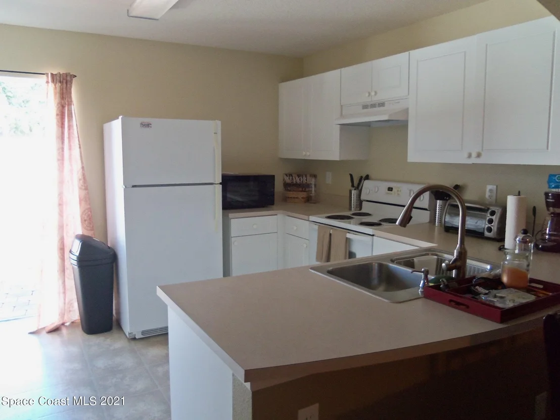 Photo of Unit 103 at 890 Luminary Circle