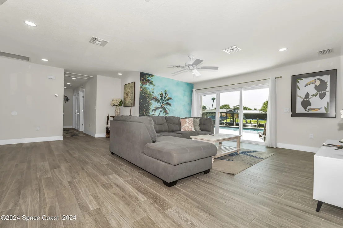 Photo of 492 Dempsey Drive
