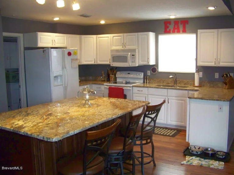 Photo of 1853 Thesy Drive