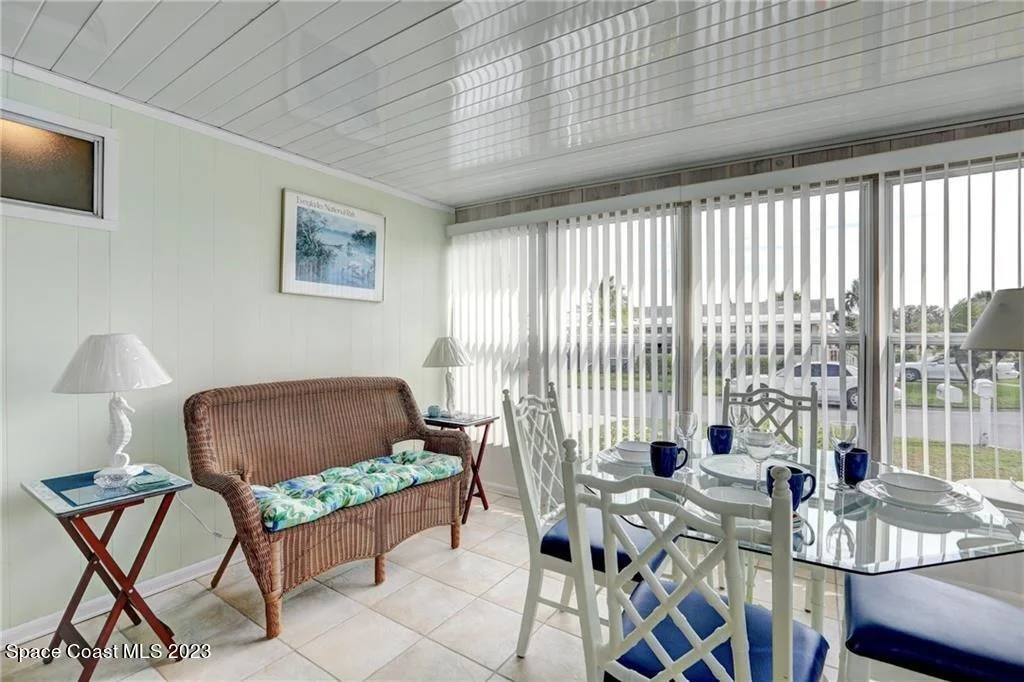 Photo of 925 Hawthorn Circle