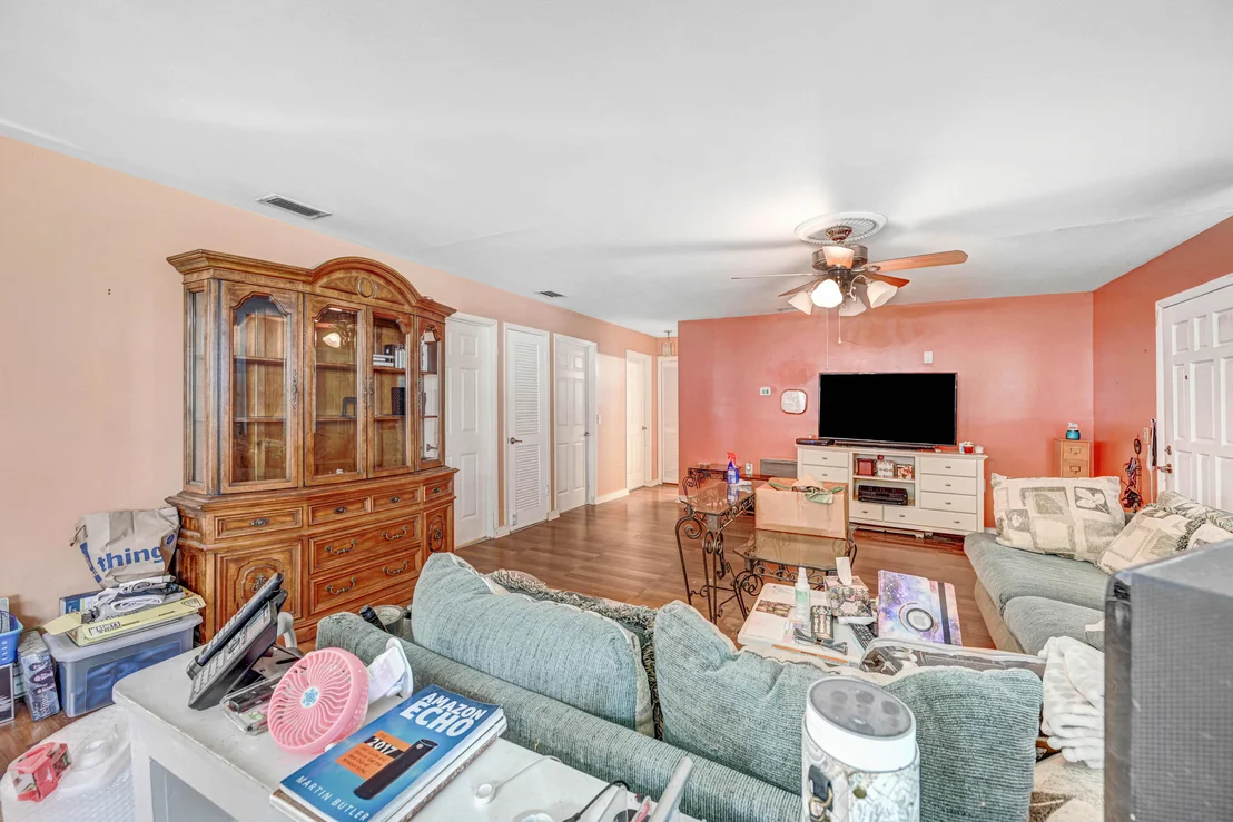 Photo of 113 Hibiscus Street