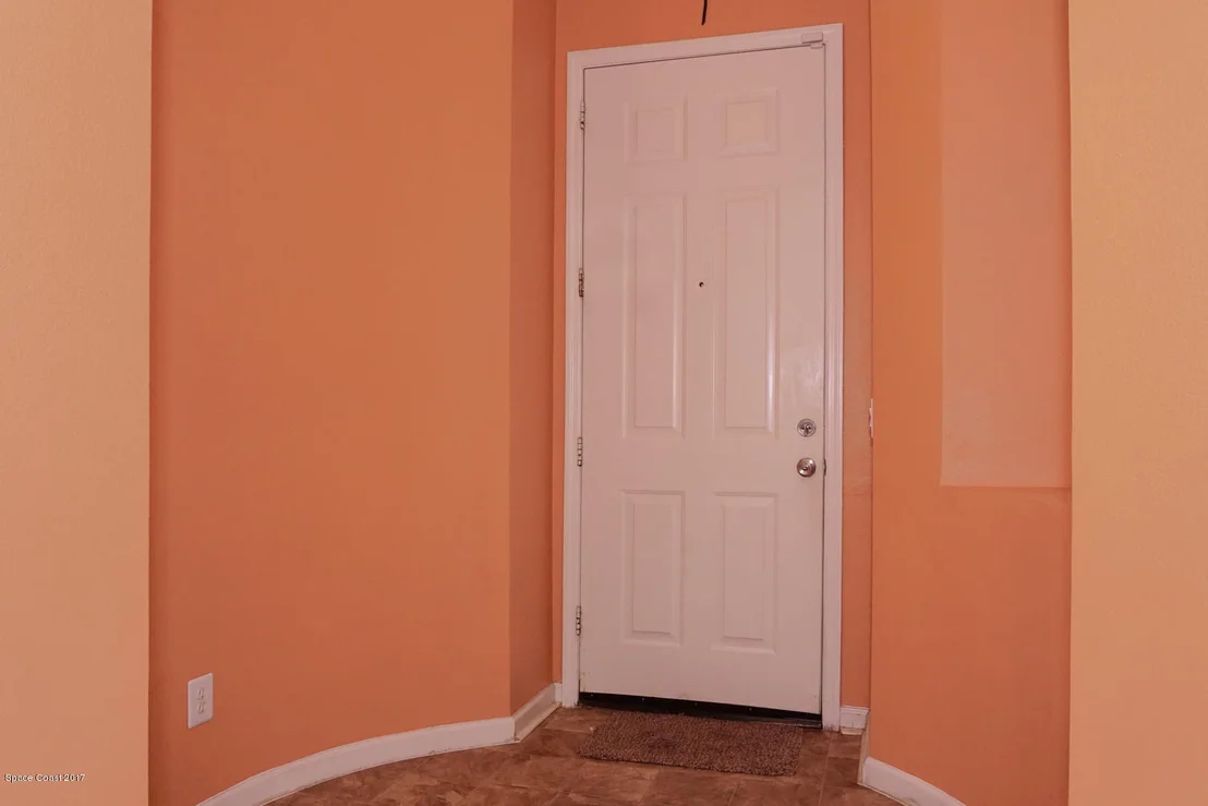 Photo of 511 Cressa Circle
