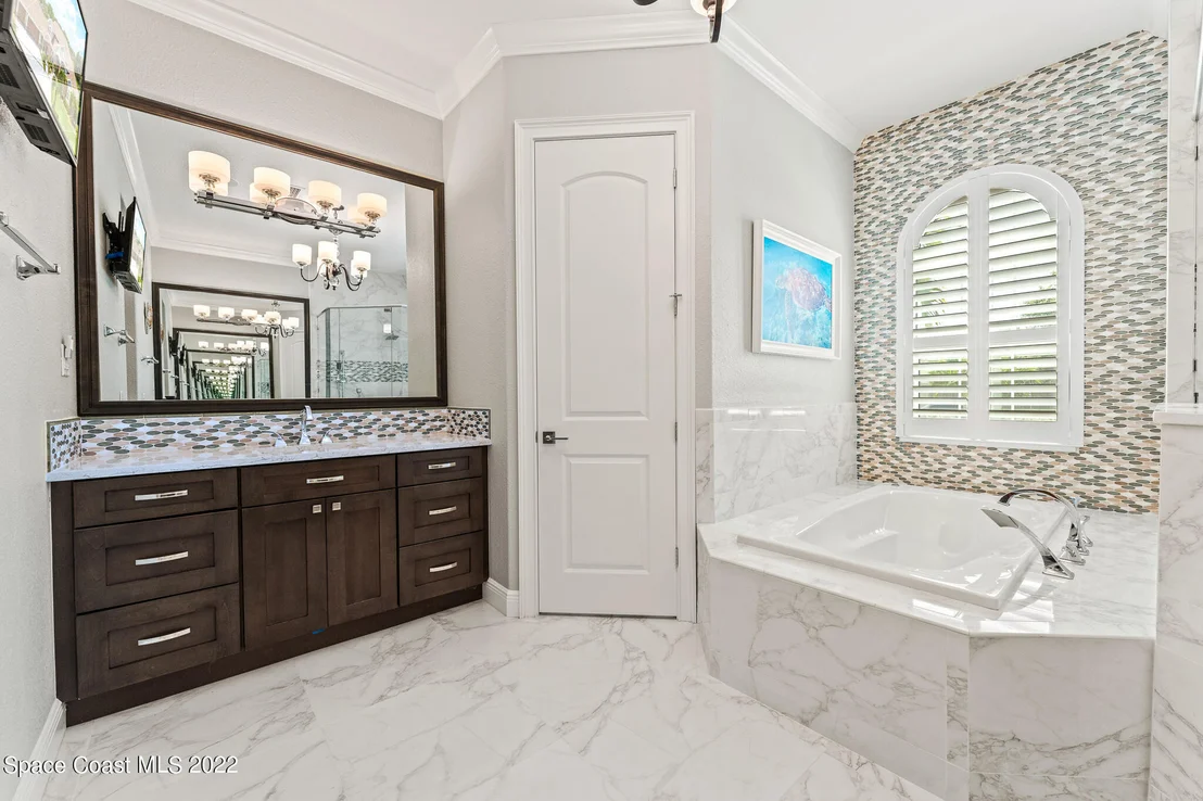 Photo of 1317 Avalon Drive