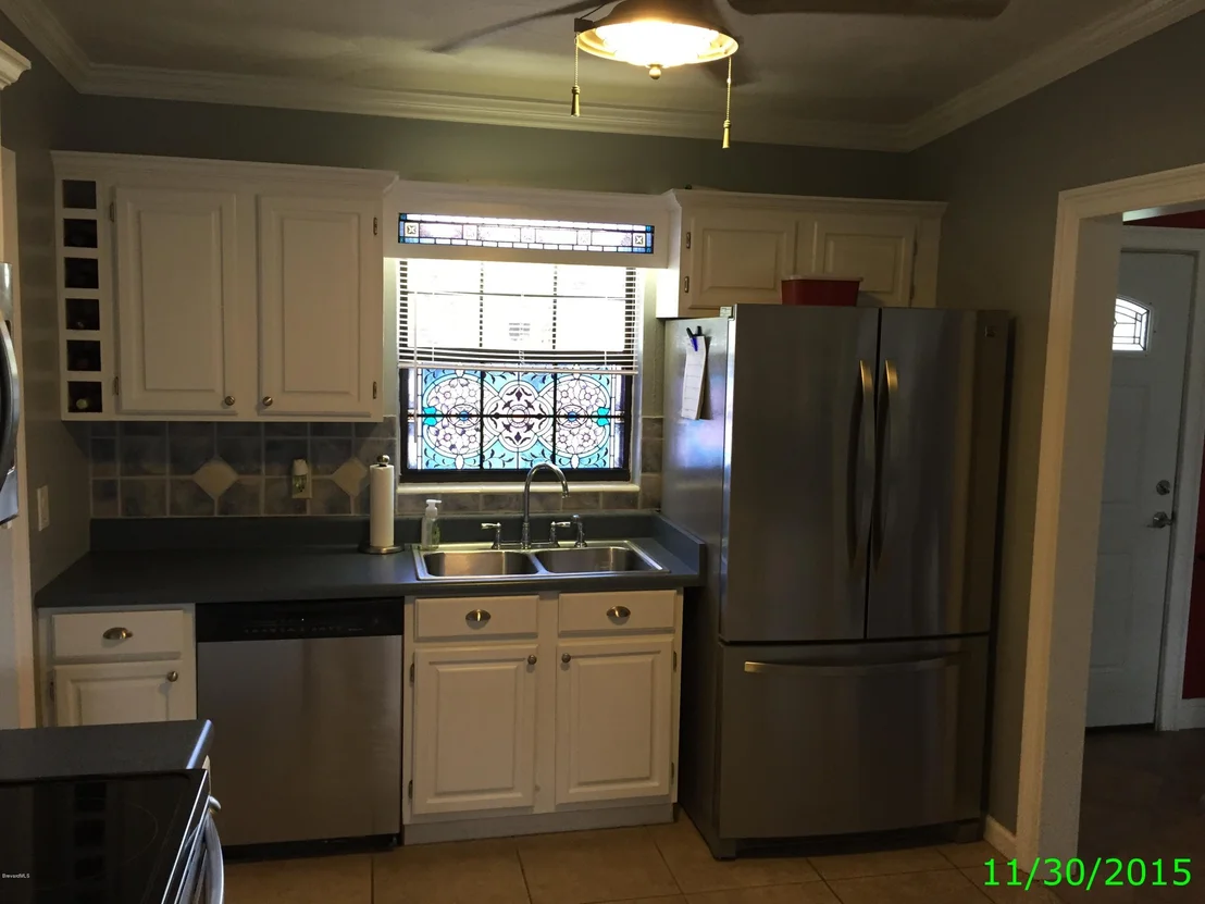 Photo of 476 Crescent Drive