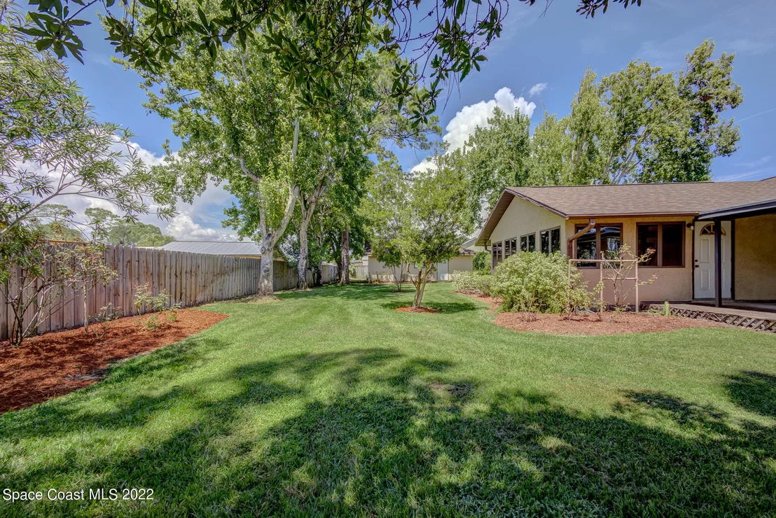 Photo of 6320 Ember Avenue