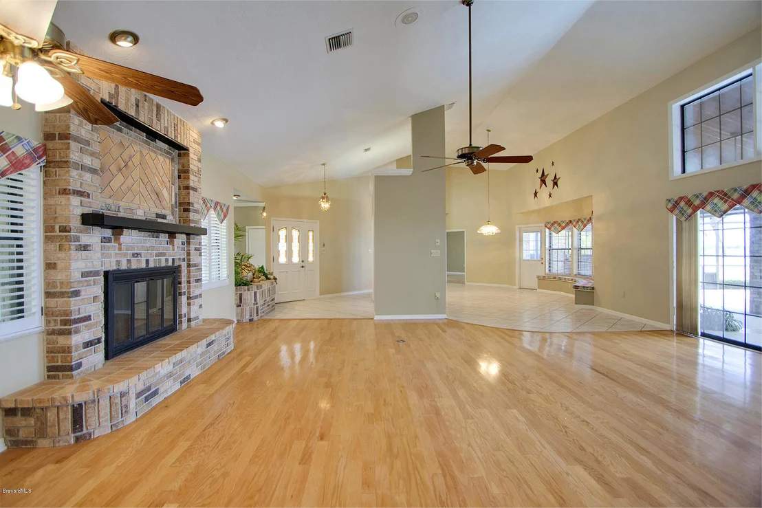 Photo of 6235 Capstan Court