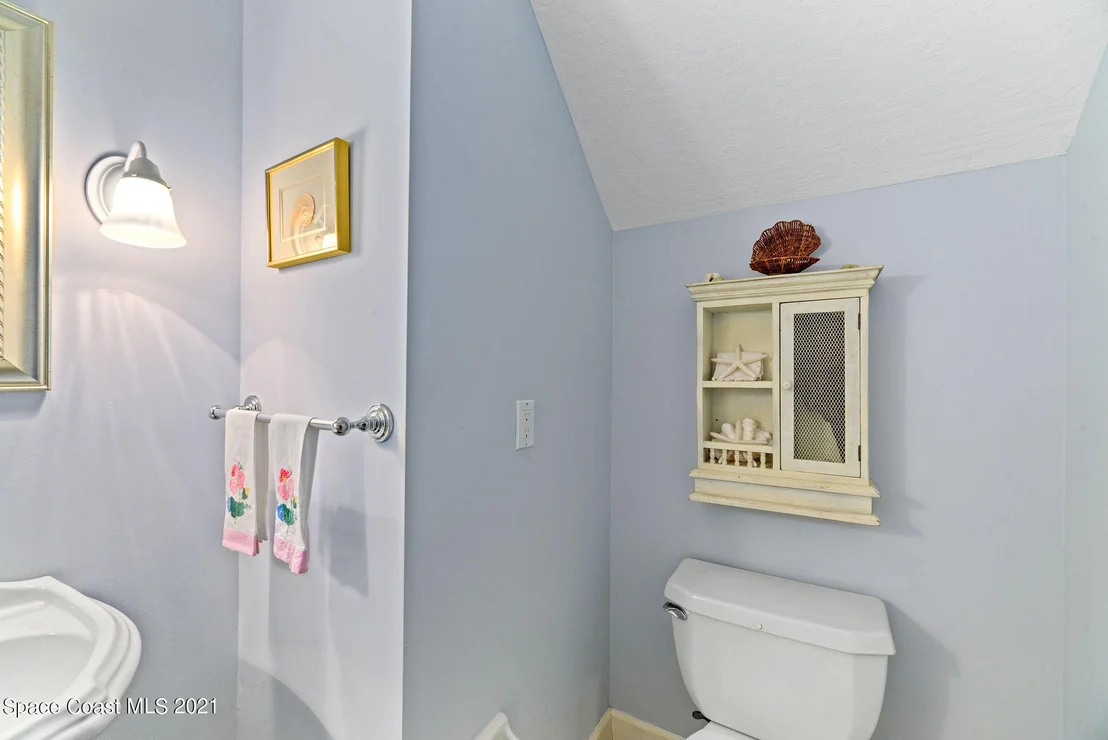 Photo of 176 Bayshore Drive