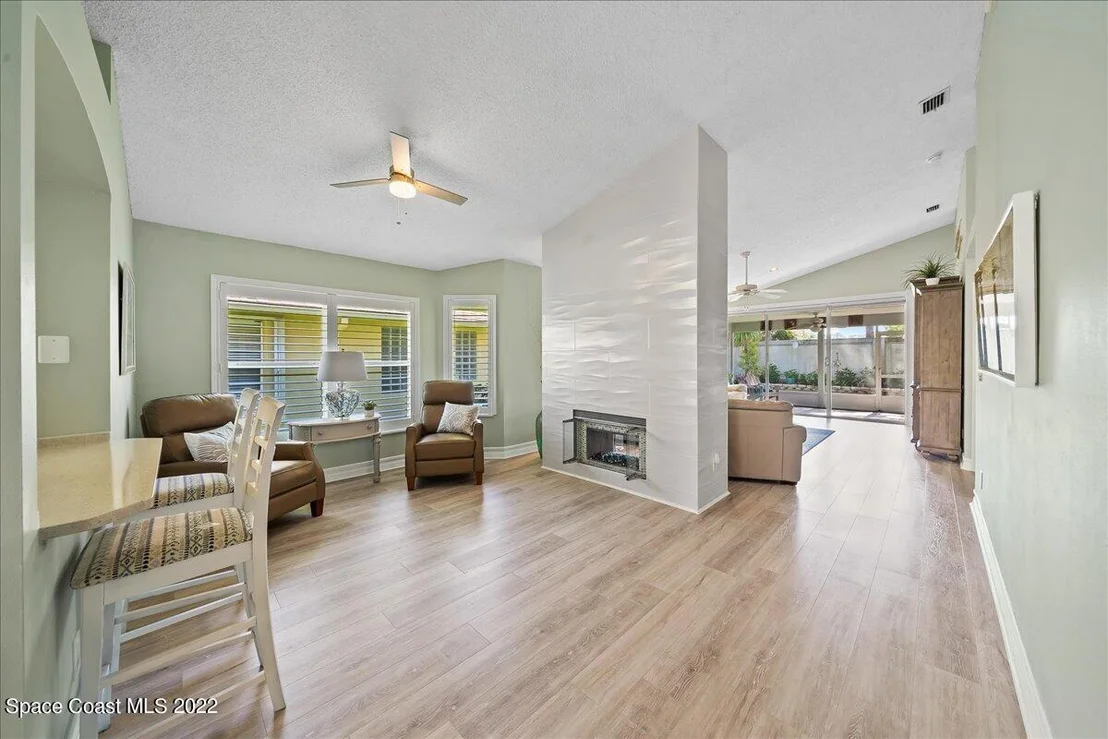 Photo of 3964 Saint Armens Circle