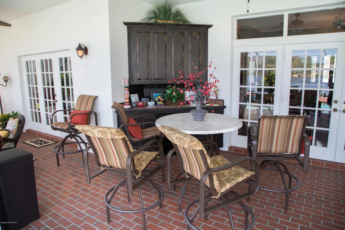 Photo of 7959 Timberlake Drive