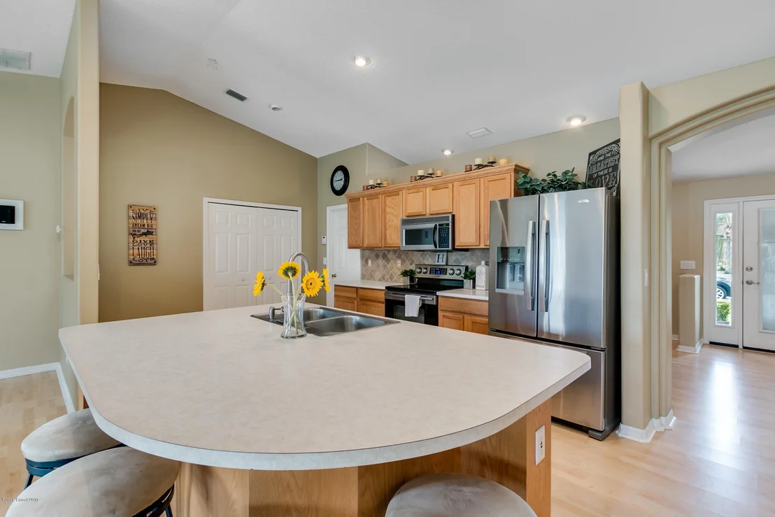 Photo of 943 Del Mar Circle