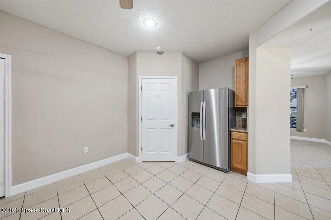 Photo of 594 Dryden Circle