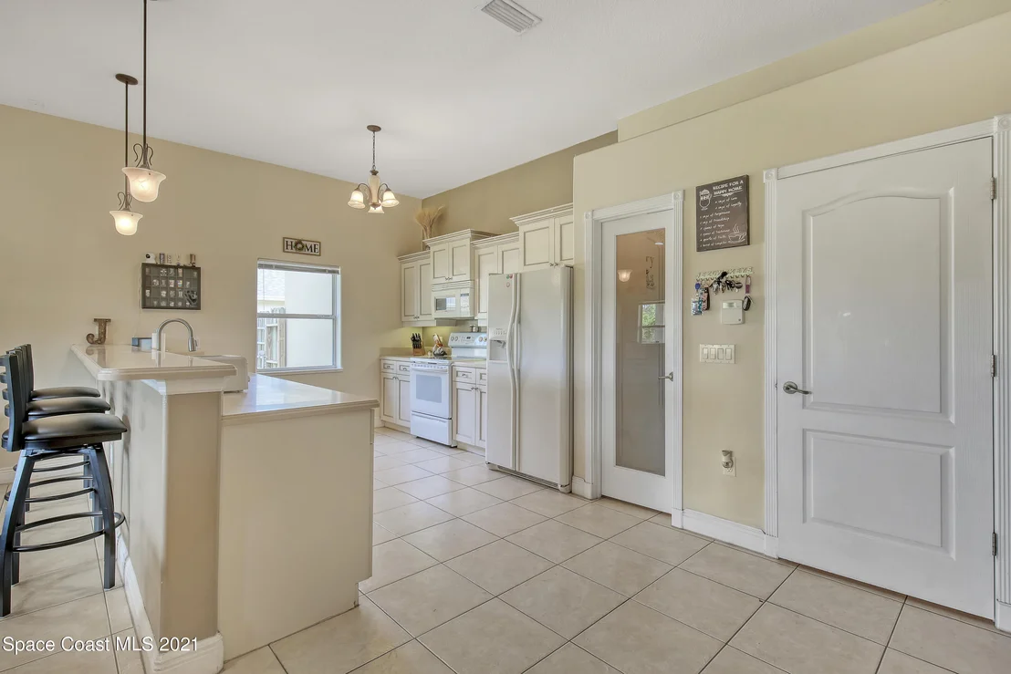 Photo of 3976 Foothill Drive