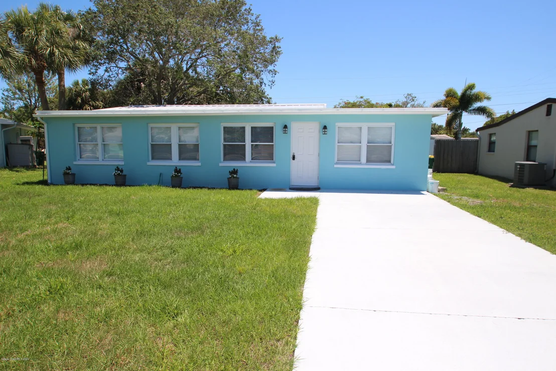 Photo of 305 Vesta Circle