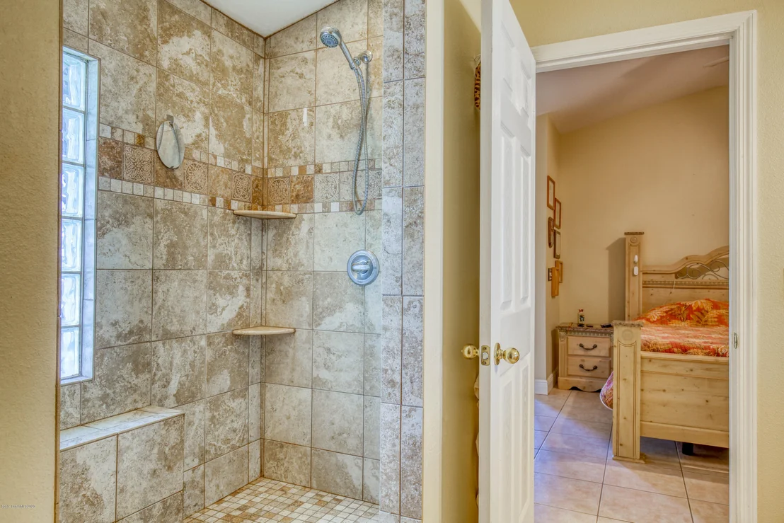 Photo of 2371 Bridgeport Circle