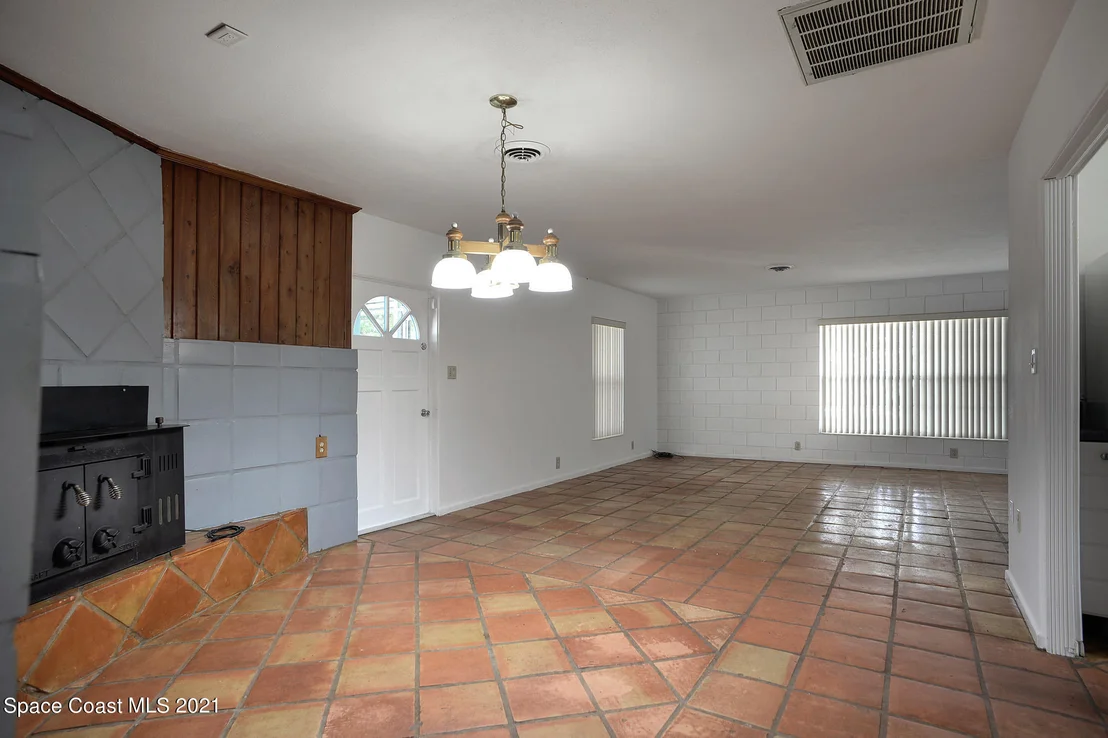 Photo of 555 Cinnamon Drive