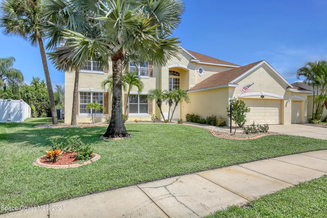Photo of 3266 Peninsula Circle