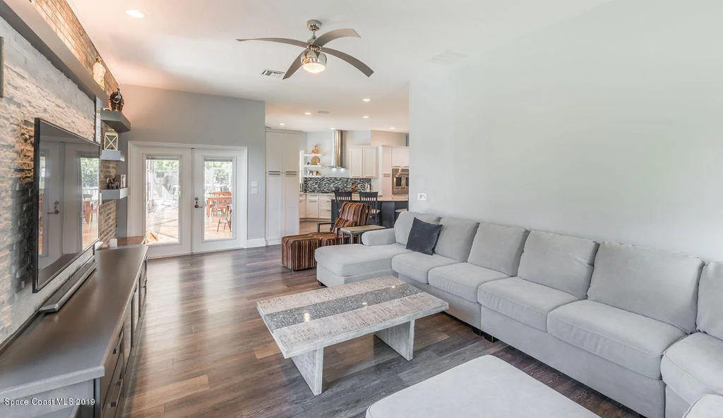 Photo of 1201 Heritage Acres Boulevard