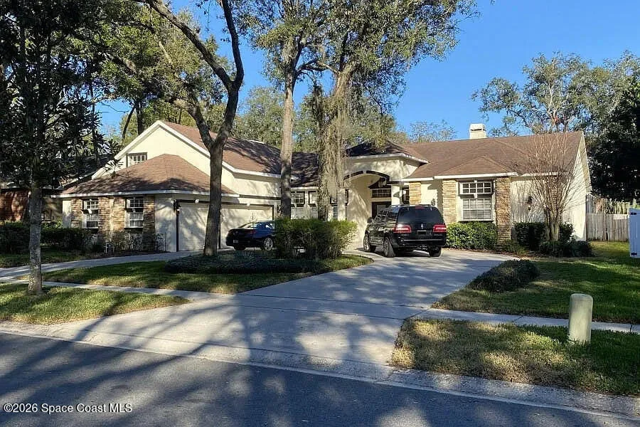 Photo of 2560 Regal River Road