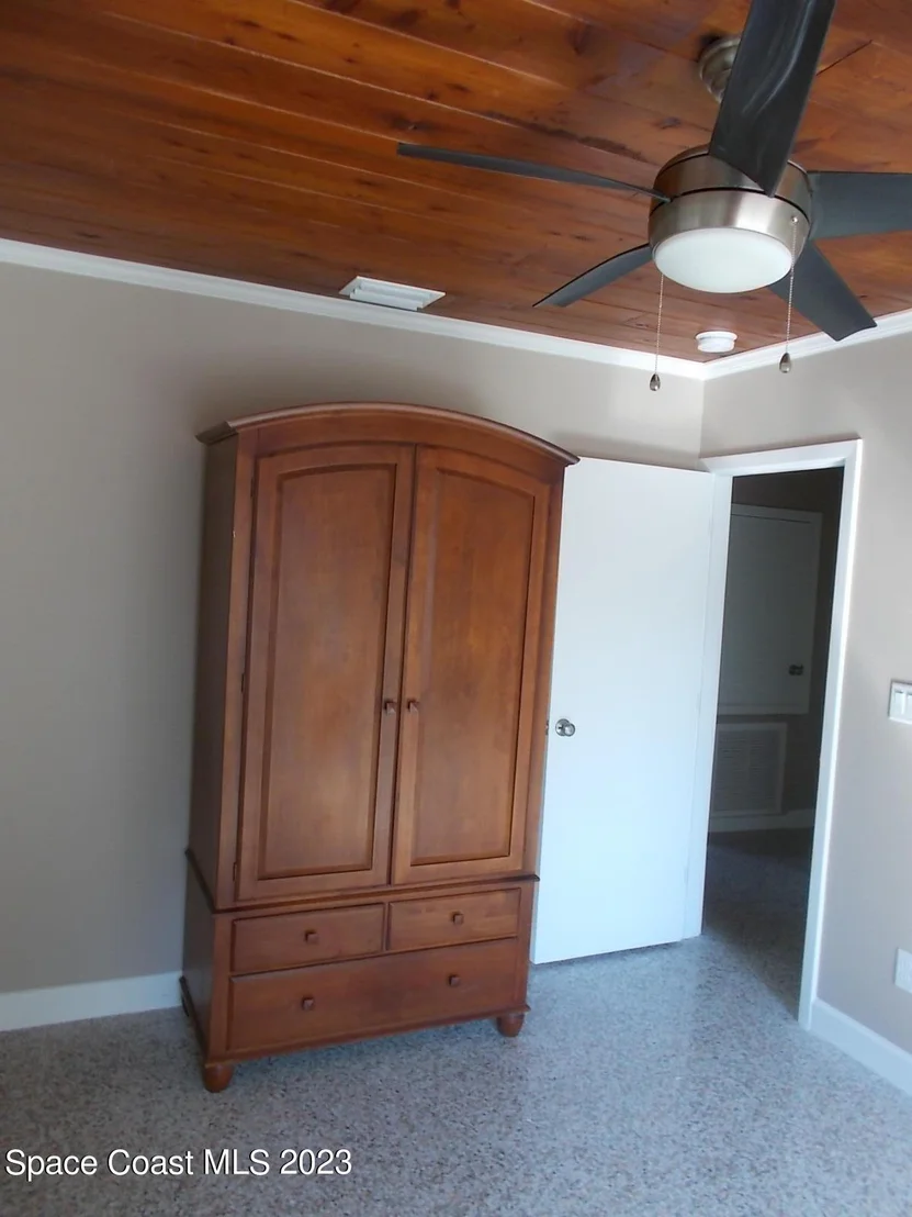 Photo of 3755 Lakeview Drive