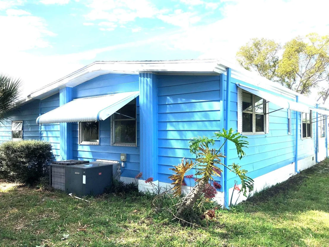 Photo of 560 Jennifer Circle