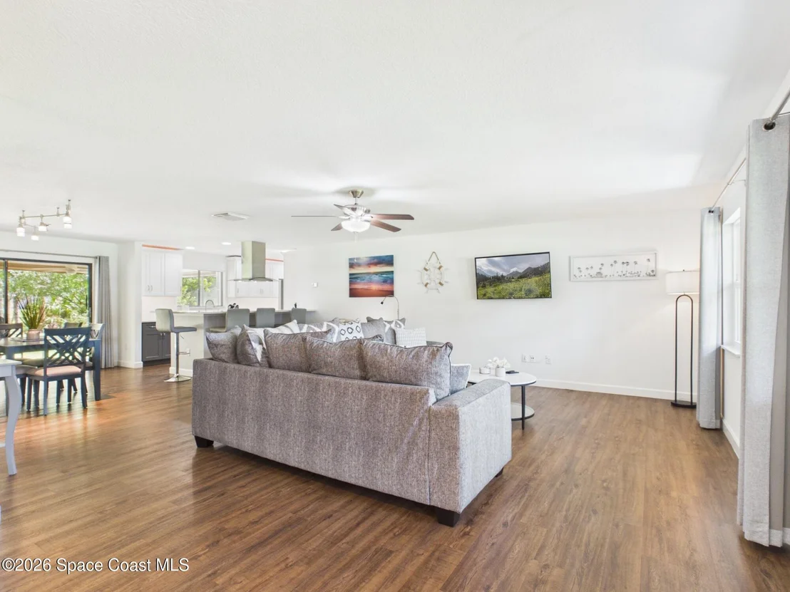 Photo of 662 Vocelle Avenue