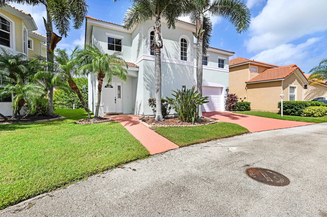 Photo of Unit 23 at 1344 Gem Circle