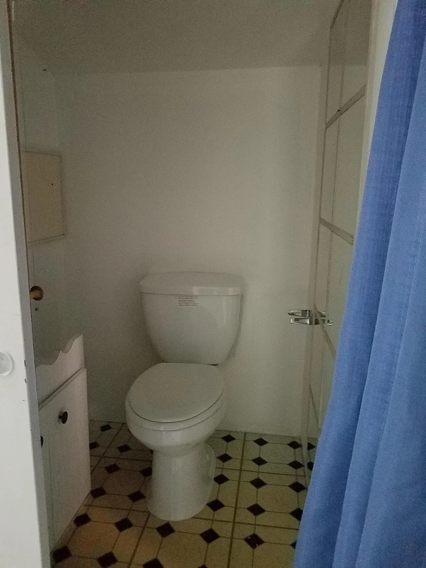 Photo of Unit 6 at 8520 Highway 1 B-6