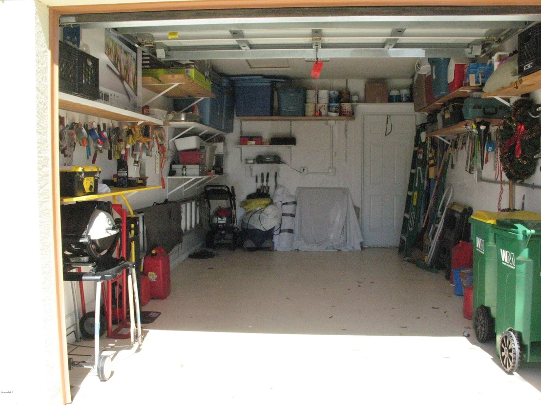 Photo of Unit 105 at 975 Luminary Circle