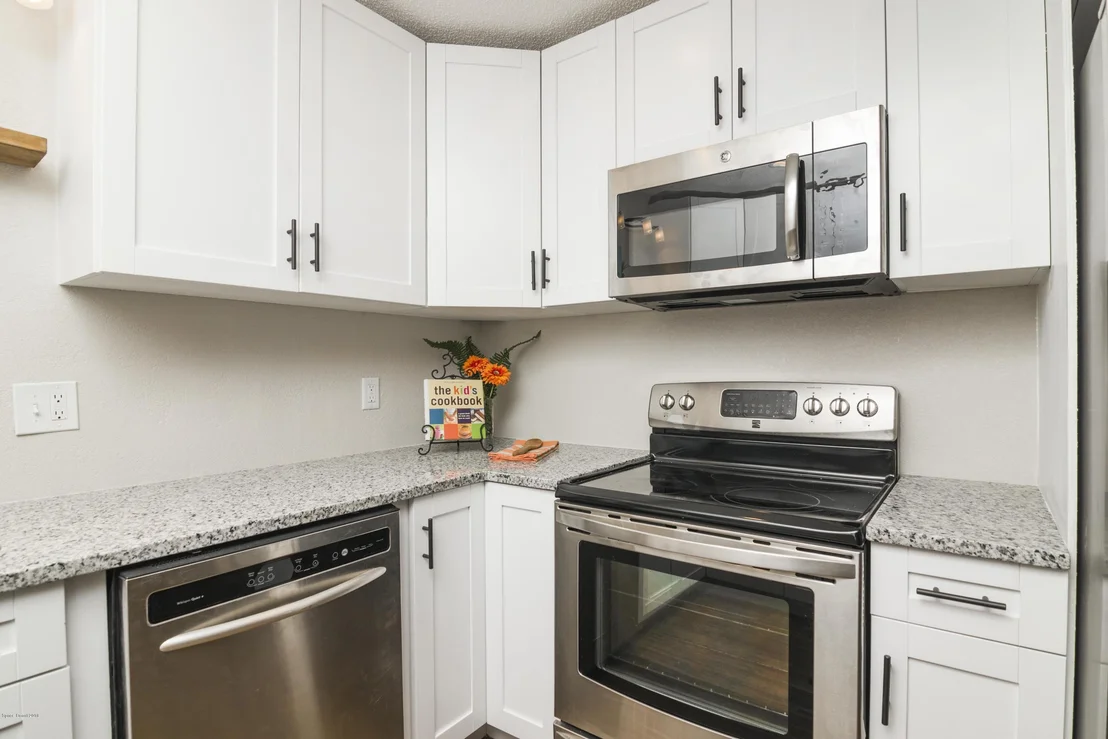 Photo of 2469 Dianne Drive