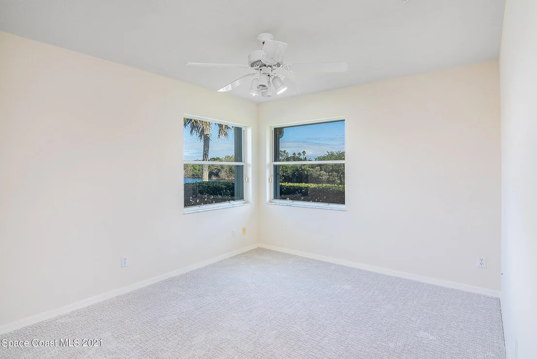 Photo of 2378 Golf Vista Boulevard