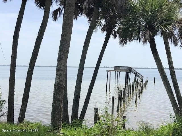 Photo of 3875 N Indian River Drive