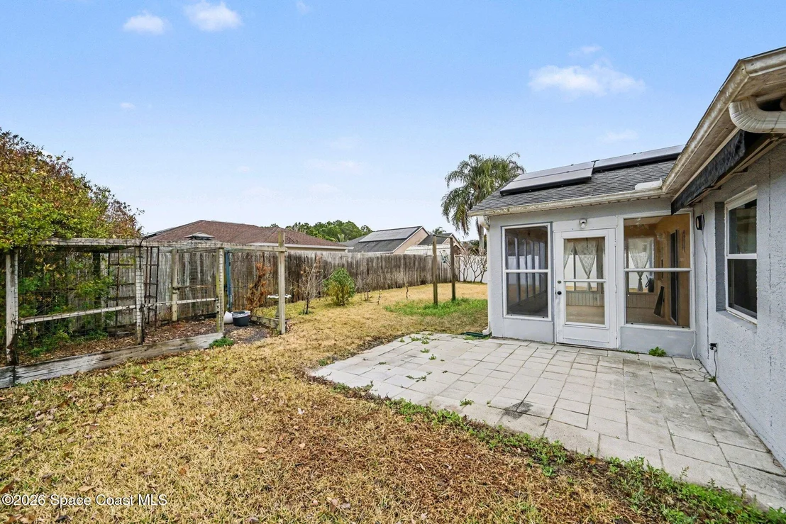 Photo of 1002 Jacaranda Circle