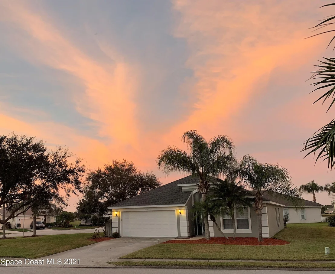 Photo of 4890 Worthington Circle