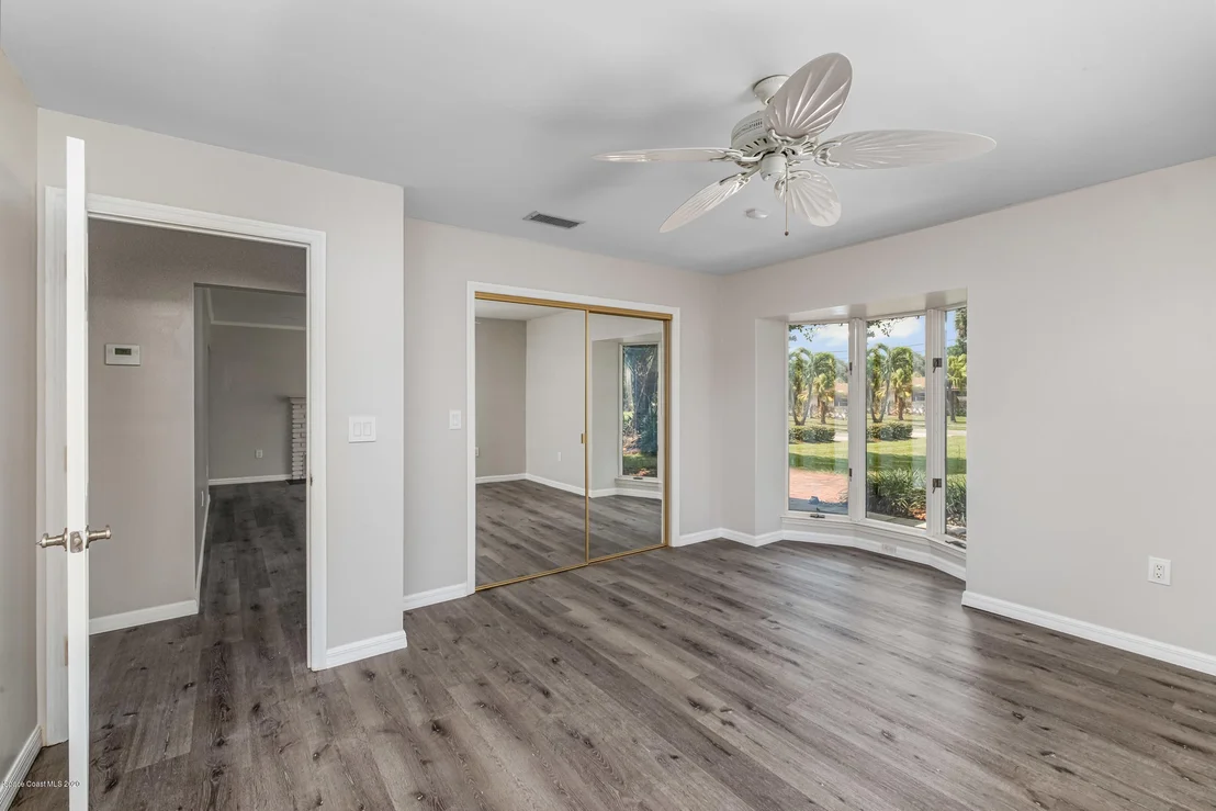 Photo of 405 Sunset Boulevard