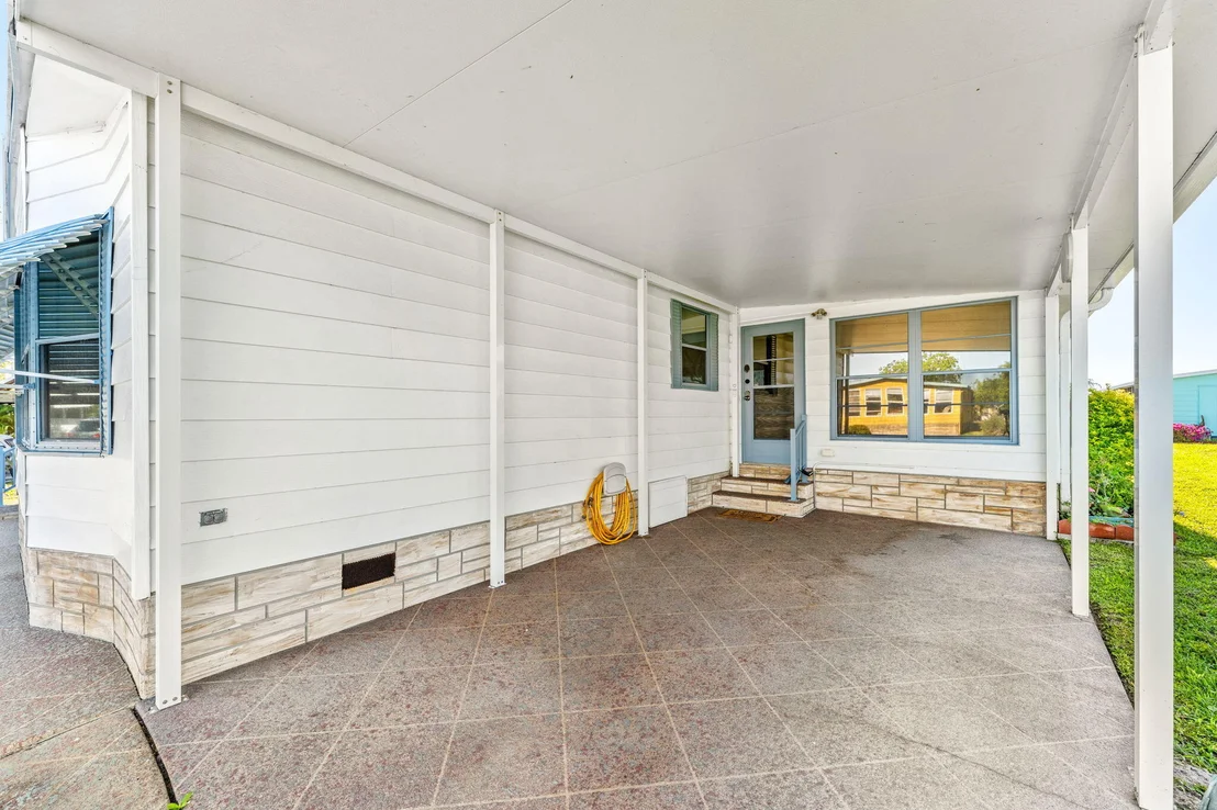 Photo of 550 Jennifer Circle