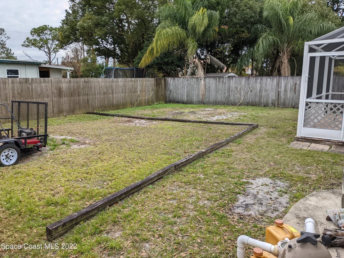 Photo of 7000 Pluto Avenue