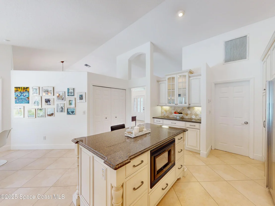 Photo of 3886 Peacock Drive