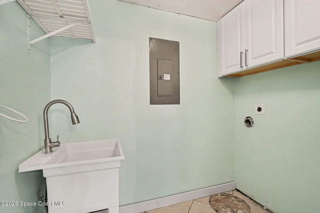Photo of 5963 Lord Street