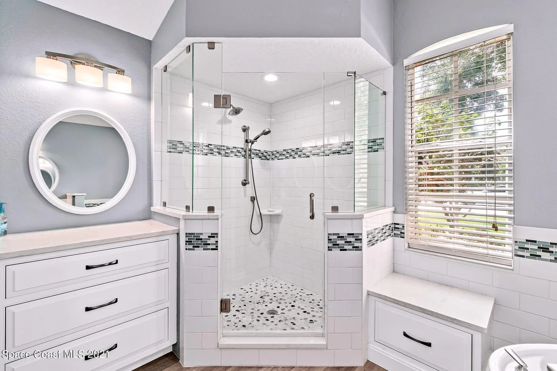 Photo of 1214 Walnut Grove Way