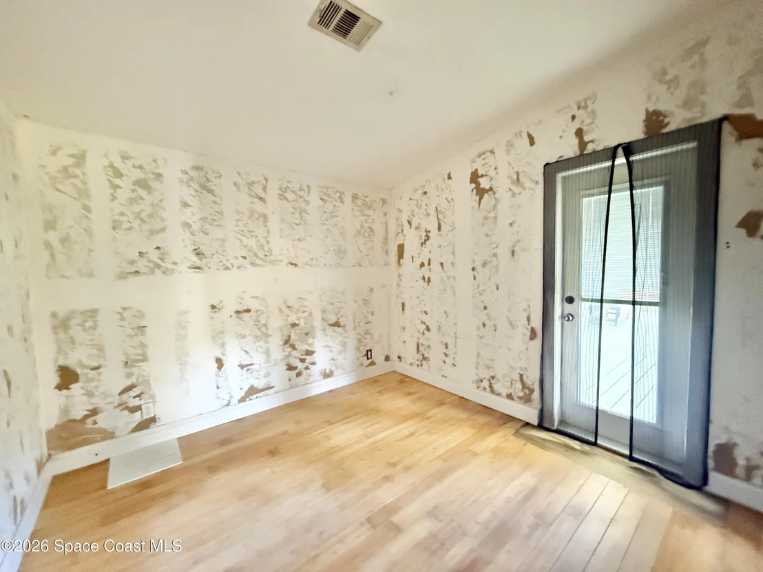 Photo of 572 N Pine Street