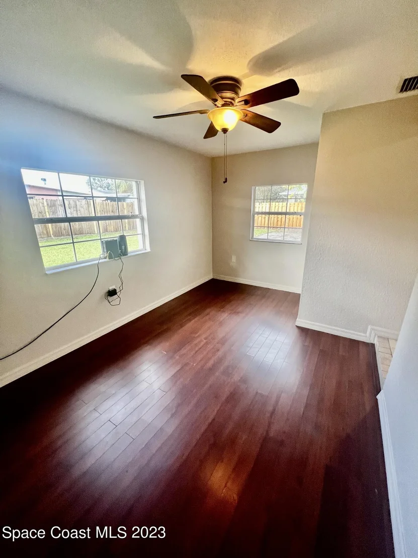 Photo of 1369 Pinewood Drive
