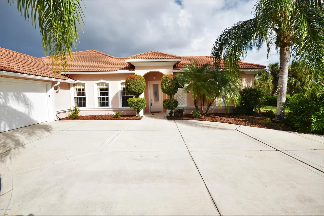Photo of 2162 Siroco Lane
