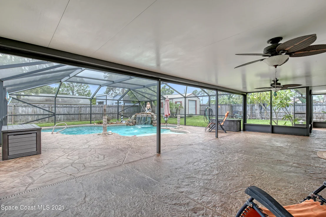 Photo of 6380 Manila Drive